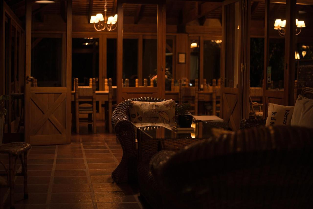 Bed and Breakfast Casa De Coria Чакрас-де-Кория Экстерьер фото